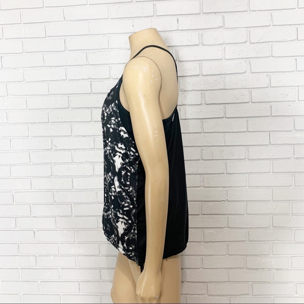 Fabletics Women’s Abstract‎ Tank - Picture 5 of 11